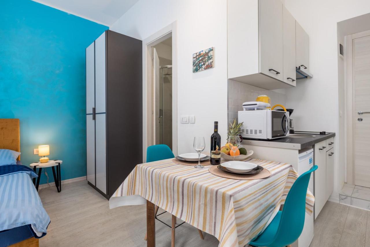 Studio Apartments Fran'S Rijeka Exterior foto